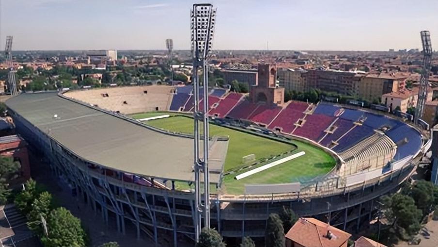 德甲联赛18座球场巡礼,意甲联赛赛场