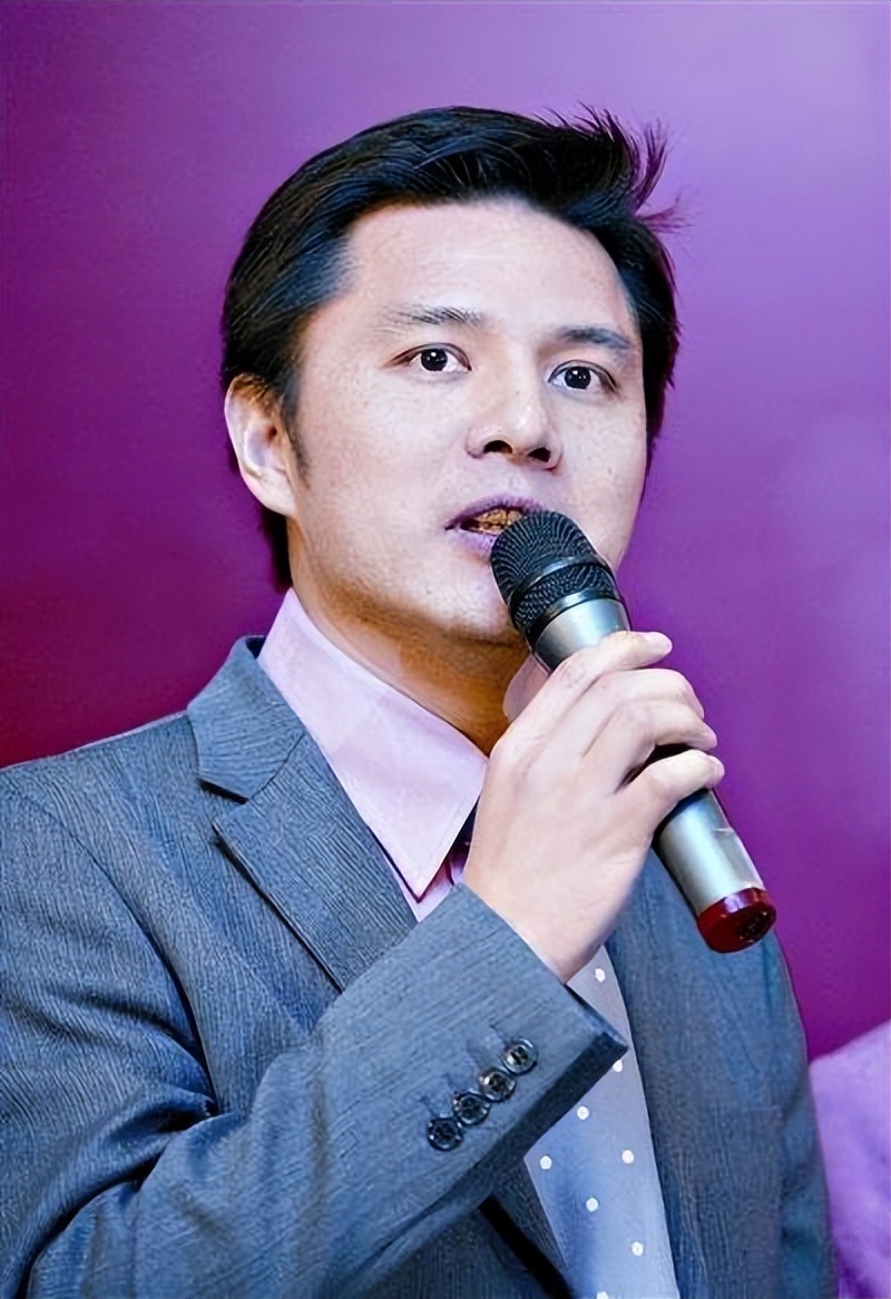 原央视播音员赵普离职后发展怎样,央视主播赵普离职后当网红