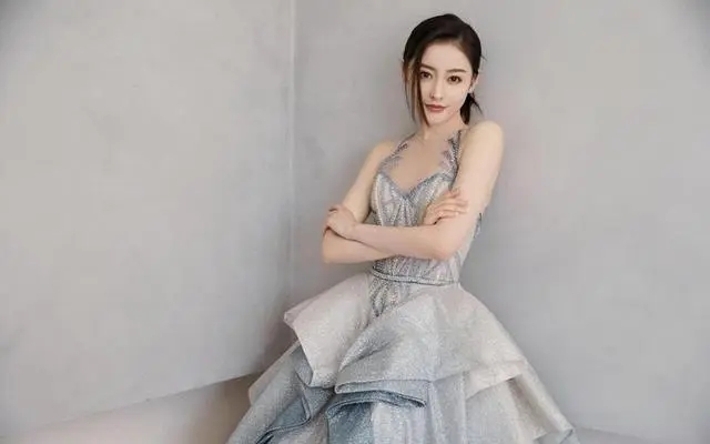 一天4个瓜，个个毁三观，“妻妾成群”，喜欢多人运动