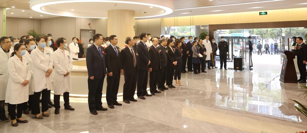 西安交大口腔医院发展前景,西安交大口腔医学院简介