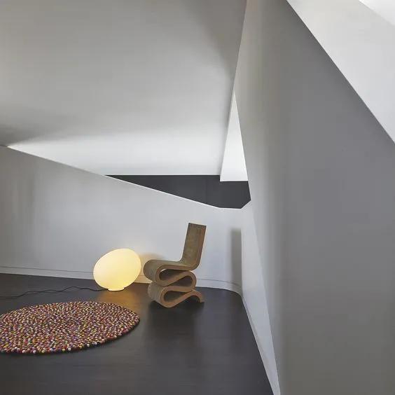 家居分享｜不走寻常路的瓦楞纸椅