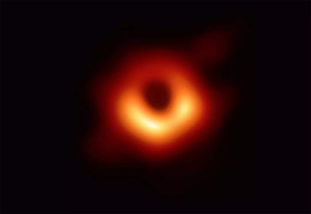 爱因斯坦为什么能计算出黑洞,黑洞是霍金还是爱因斯坦预言的