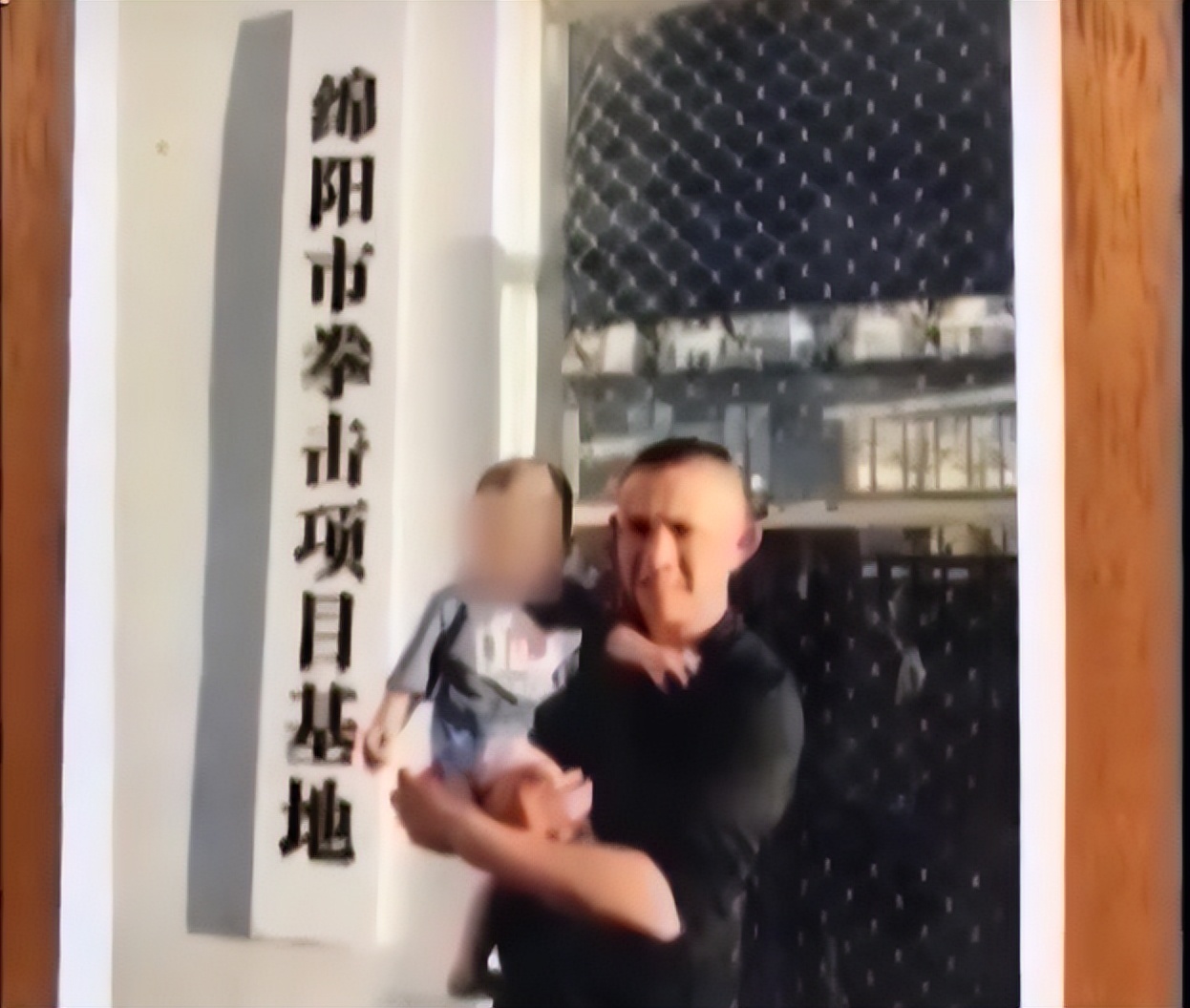 拳击手竟对妻子暴打五小时后续,女拳手被打死真实事件