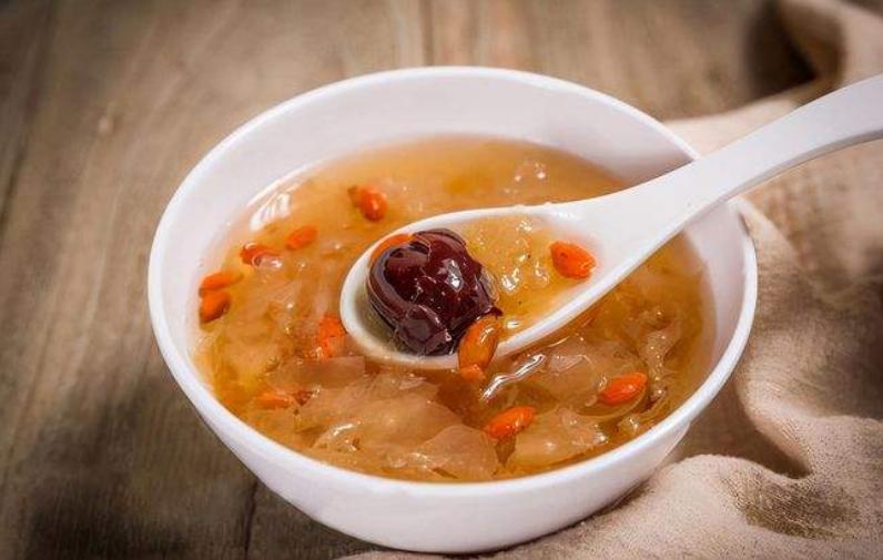 银耳汤怎么煮都不出胶怎么补救,银耳汤如何煮才能出胶