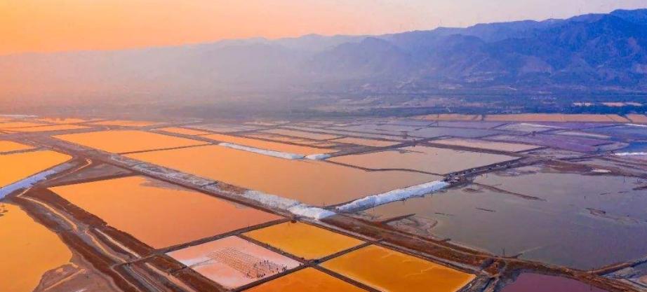 盬池溢彩!跟着七彩盐湖梦回唐代!