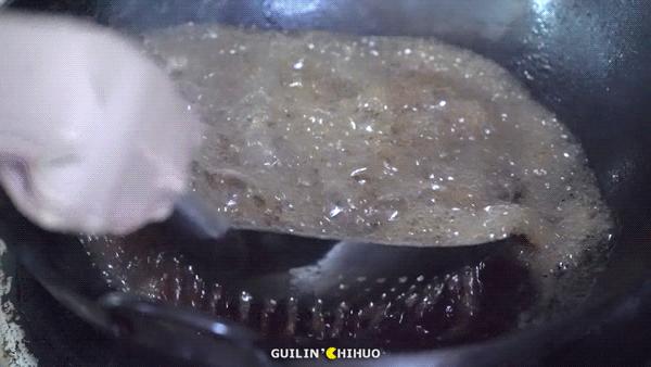 老字号石锅鱼31年老店,温岭石锅肥肠鱼