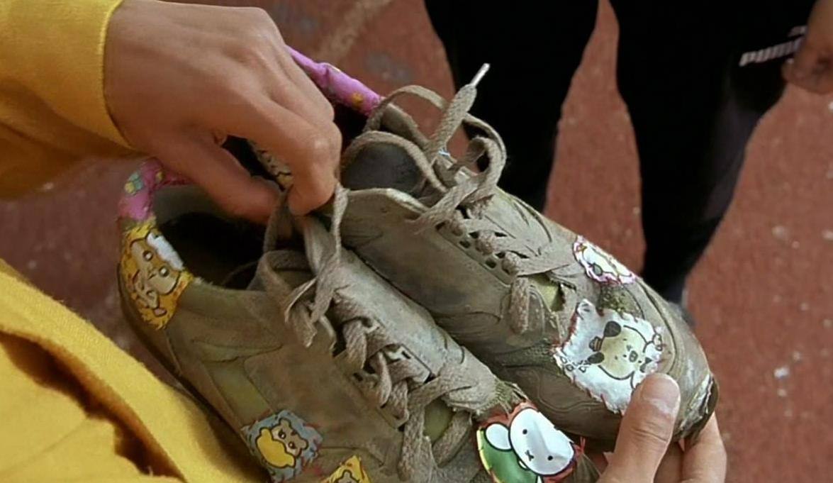 足球人生我们每个人都在踢一场足球赛，你知道什么是足球吗？