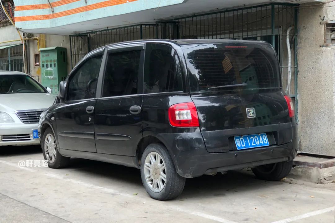 有趣的灵魂汽车,众泰朗悦m300自动挡