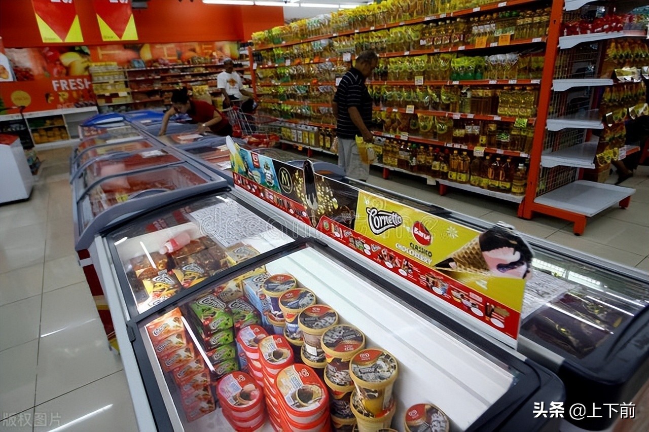 超市收银员必备的小技巧,在超市里怎么购物最省钱