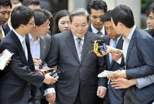 2020年韩国首富去世，留下的1000亿遗产会怎么分？