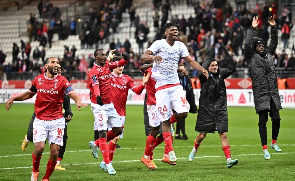 巴黎3:0姆巴佩,姆巴佩带领阿森纳拿欧冠