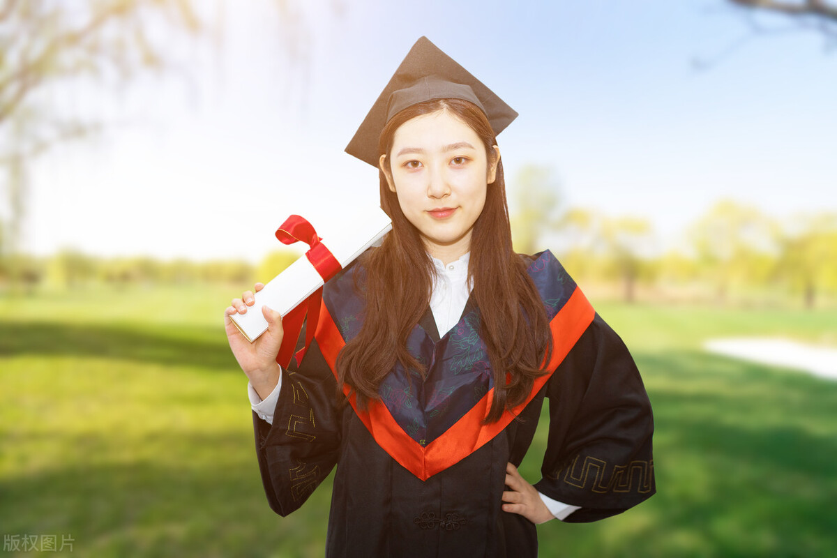 出国留学还是国内985高校读研,出国留学比国内学的好吗