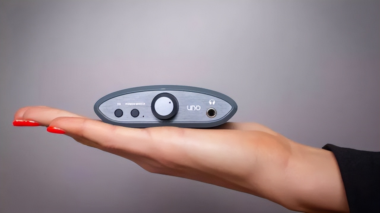 iFiUno是一款小巧便宜的DAC,可轻松升级手机或笔记本电脑声音