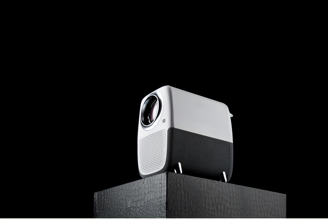 国产投影仪和日本投影仪,买投影仪要买什么样的投影仪最好