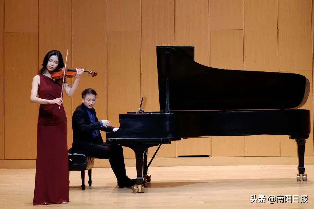 7折*票开**｜桂冠之声李畅、辛钰钢琴音乐会，用音乐献礼，将浪漫进行到底~