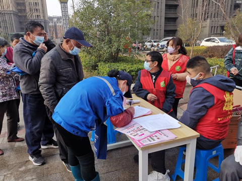 社区开展家门口义诊活动,南京现场义诊