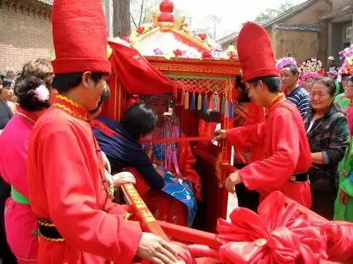 江津的地方风俗与民间礼仪有哪些,江津风俗由来简介