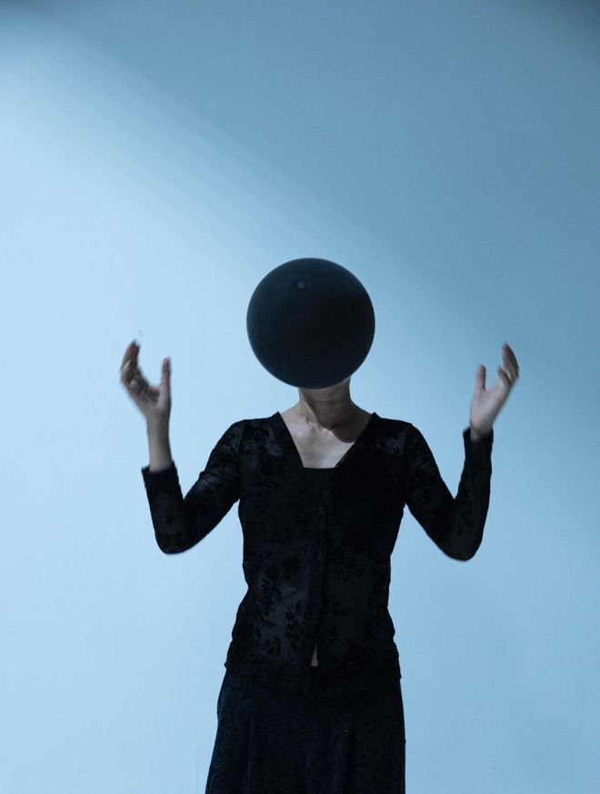 梦幻艺术对决！侯莹X谭平双人展引爆文艺圈