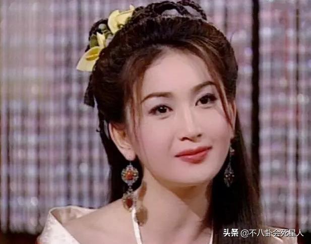 颈纹越来越多越来越显老怎么办,顽固又显老的颈纹