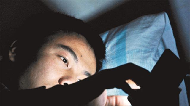 不良网站导致手机变卡,观看不良网络内容违法吗