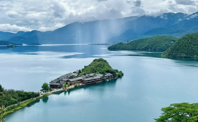 云南建水旅游十大必去景点,云南丽江十大旅游景点