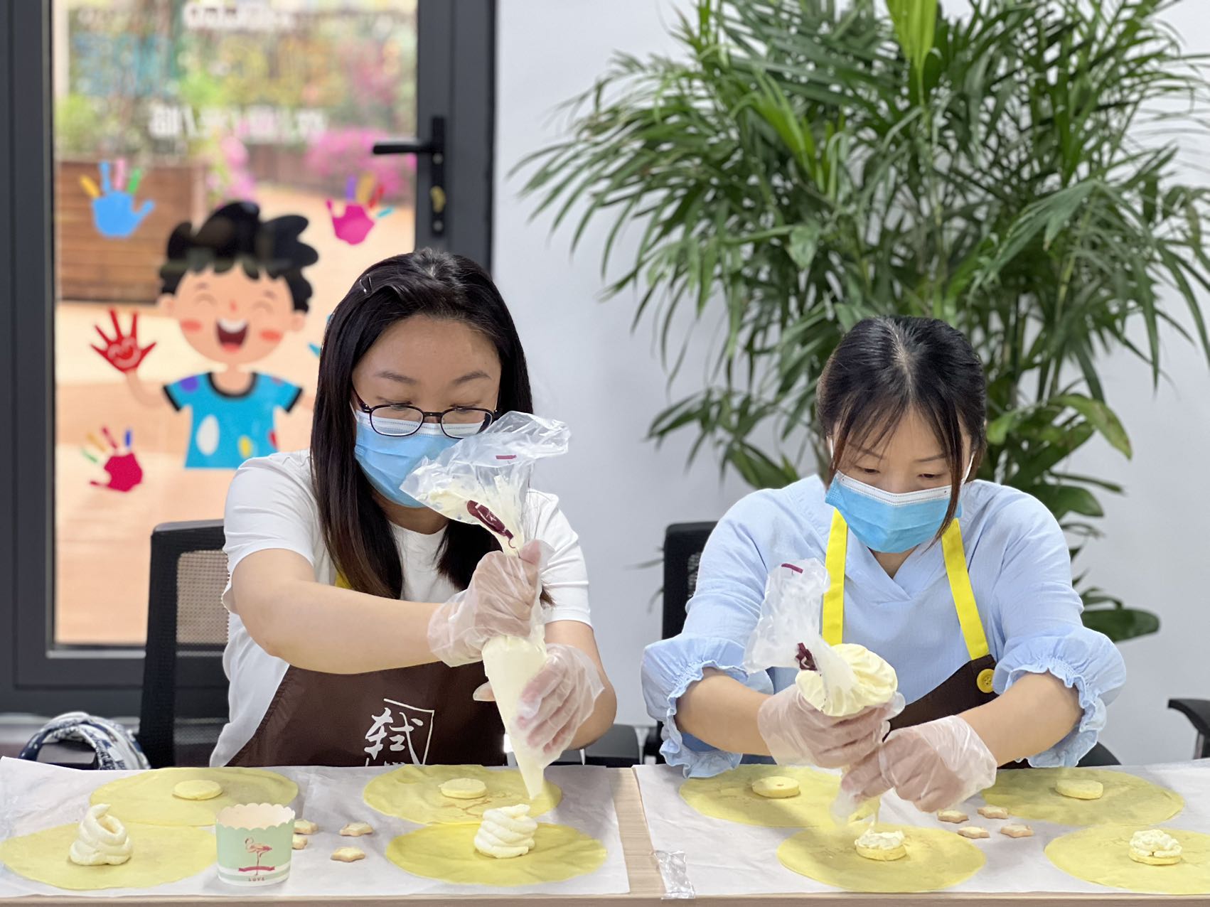 班牌手工制作六一儿童节,制作班牌幼儿园六一