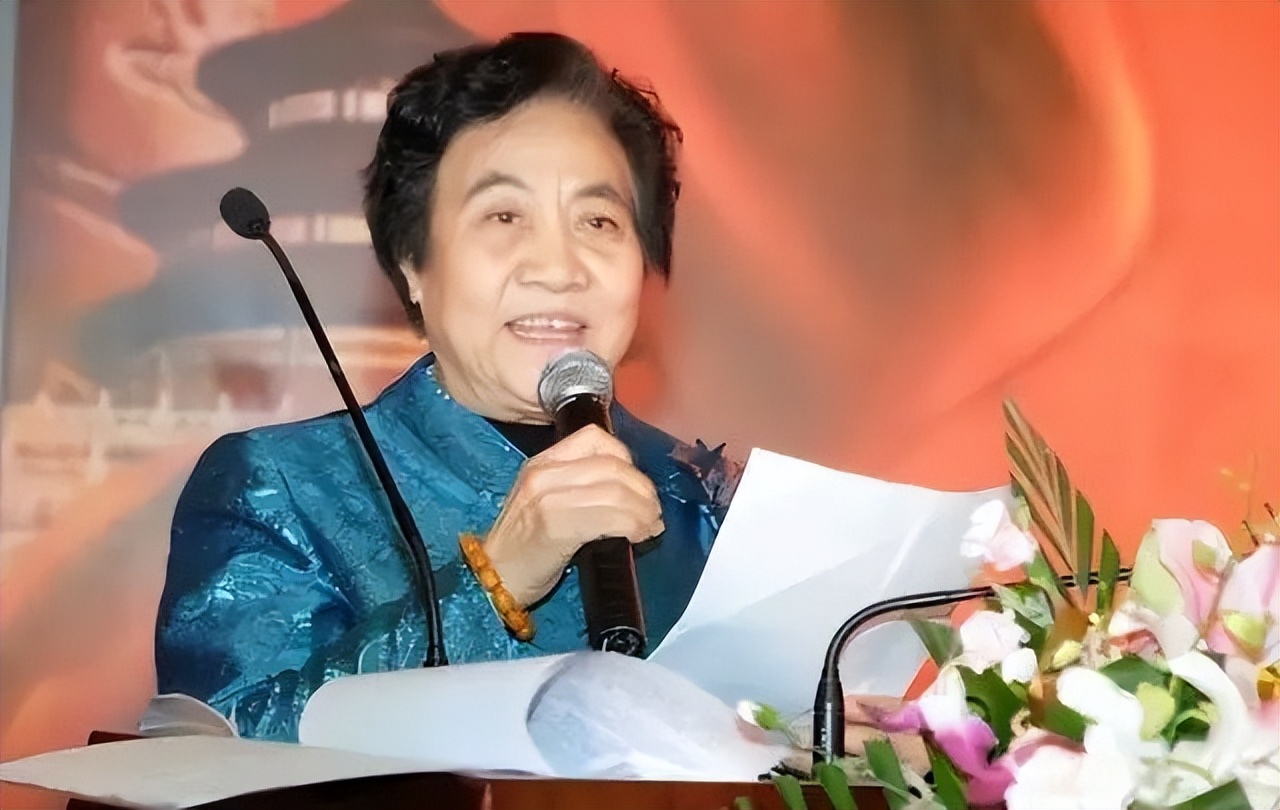 吴桂贤副总理爱人和子女现状如何？