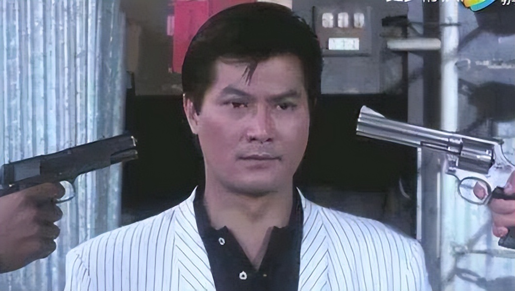 谢贤李小龙谁大,谢贤成龙