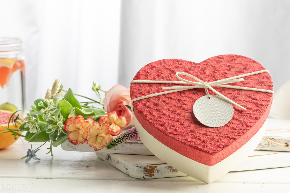 情人节推荐礼物电子类礼物,走心的情人节礼物推荐