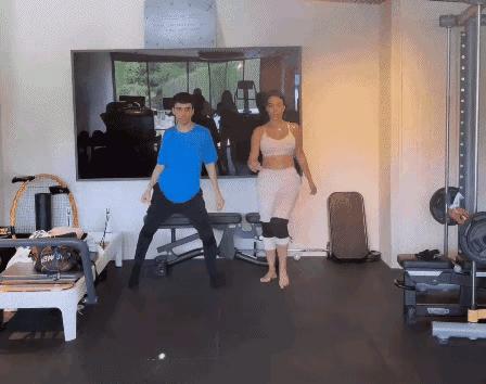 C罗轰世界波，带队完成大逆转，乔妹大秀电臀舞，好身材一览无余