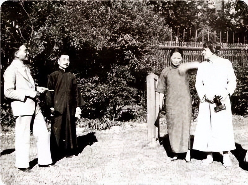 死后被葬在八宝山的女人,葬在八宝山的北大才女