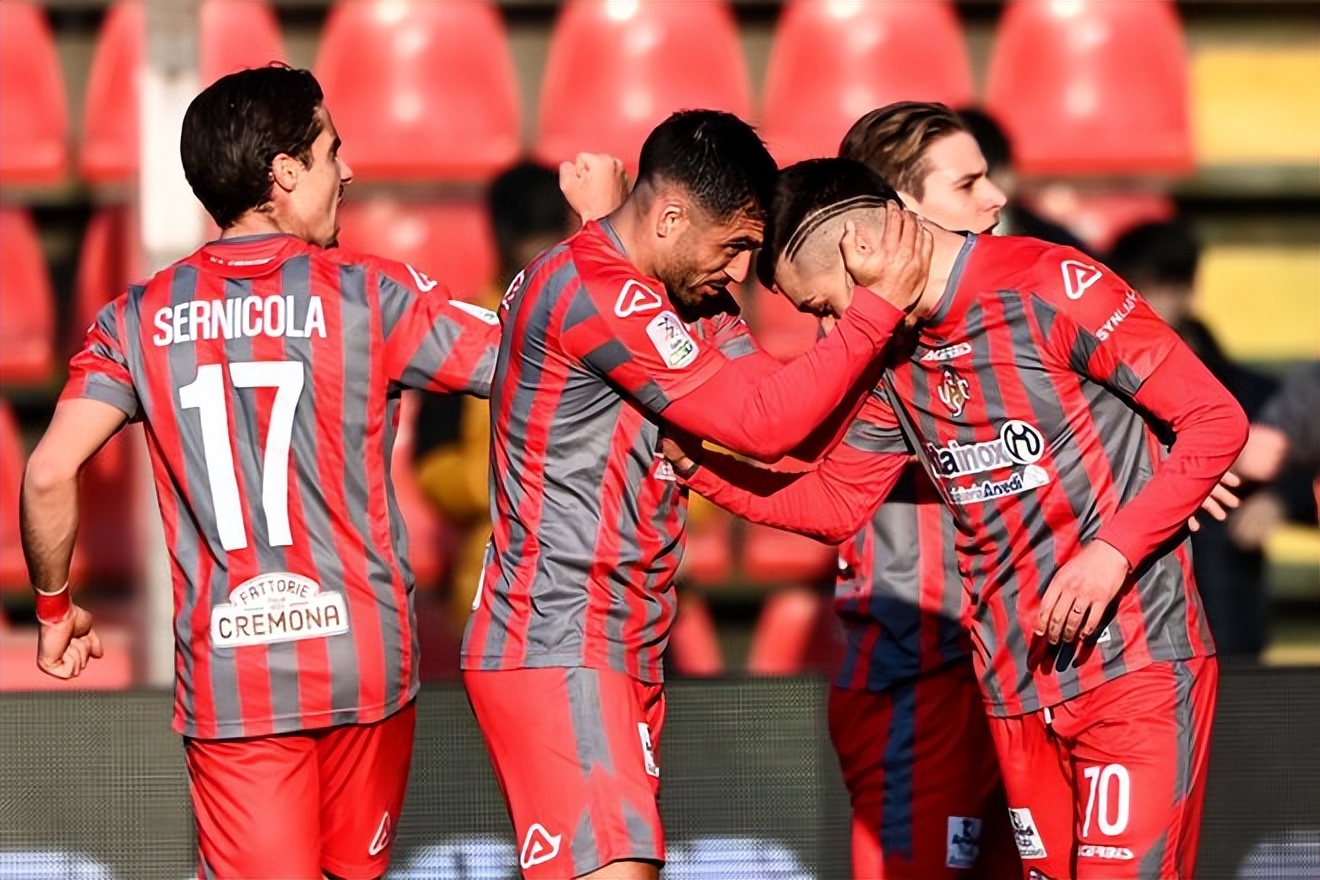 鎰忕敳缃楅┈鍑昏触鍏嬮浄鑾撼,鎰忕敳鍒嗘瀽閭ｄ笉鍕掓柉vs缃楅┈