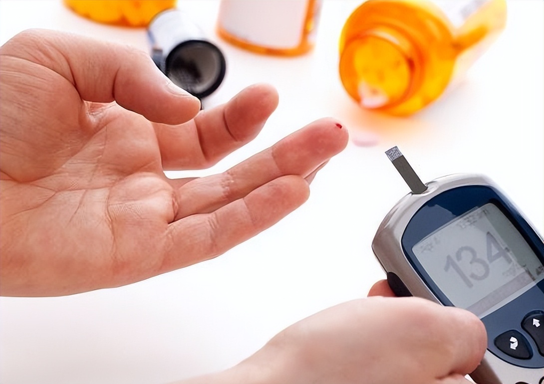 小便时泡沫多，除了肾不好，还可能与这3个原因有关，需了解