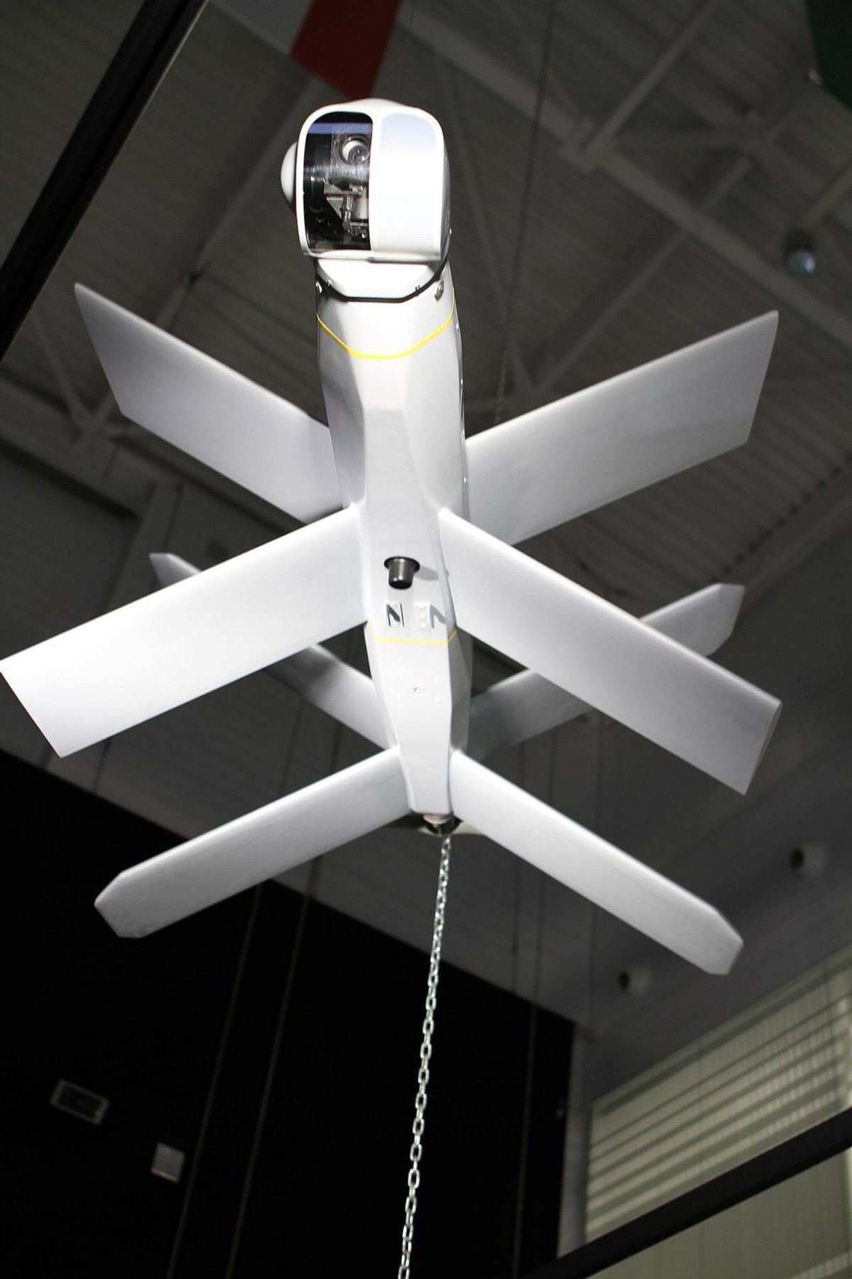 俄罗斯战略轰炸机直扑基辅,乌克兰无人机轰炸俄罗斯机场