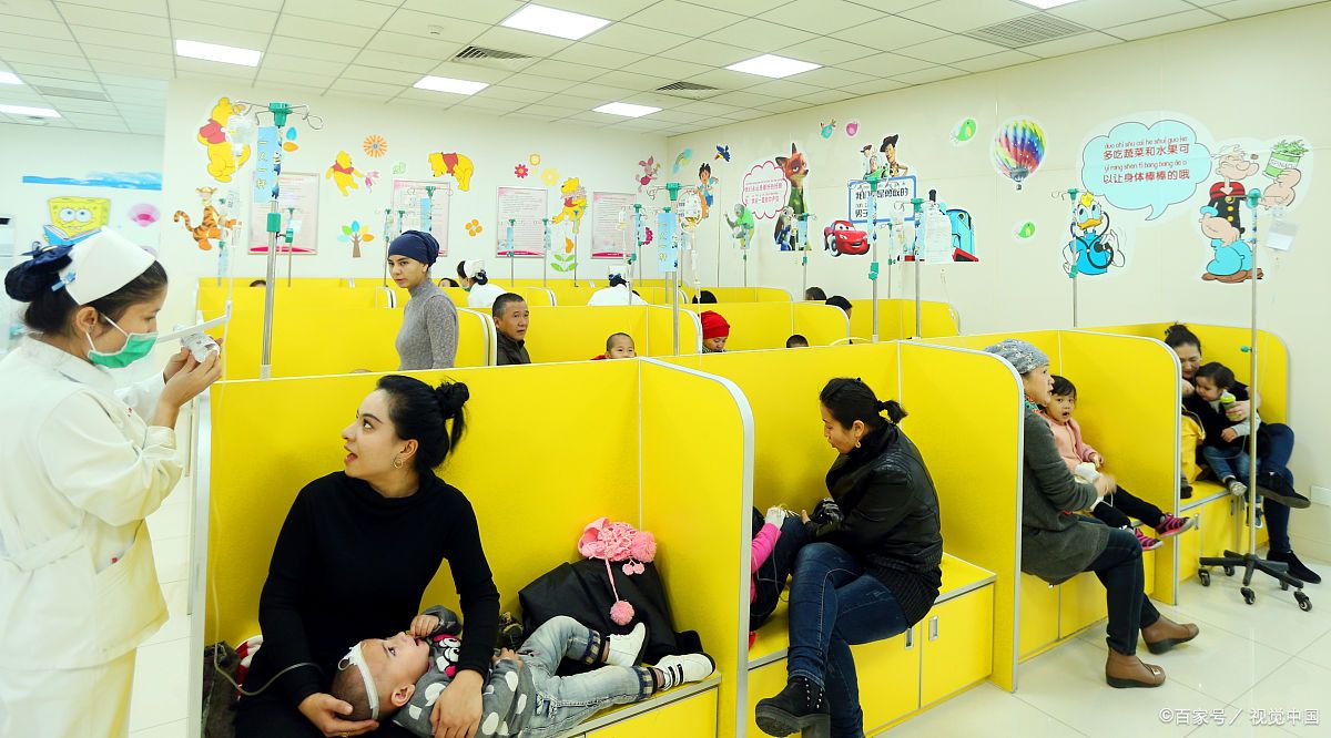 3岁女孩说话表达不清楚,三岁女孩说话有逻辑