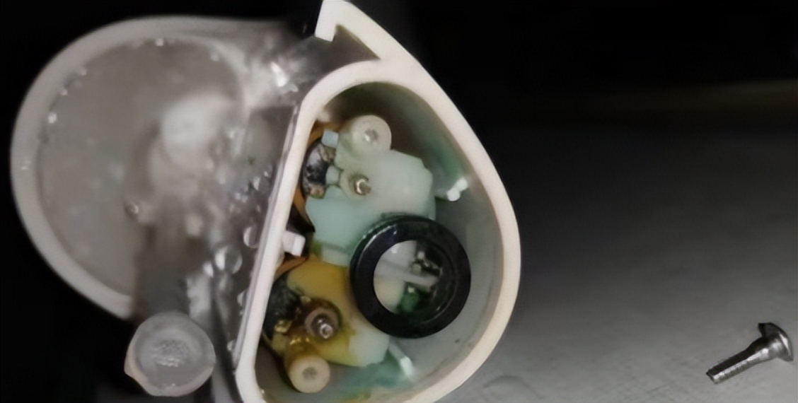 素士和舒客冲牙器哪个好,冲牙器测评素士