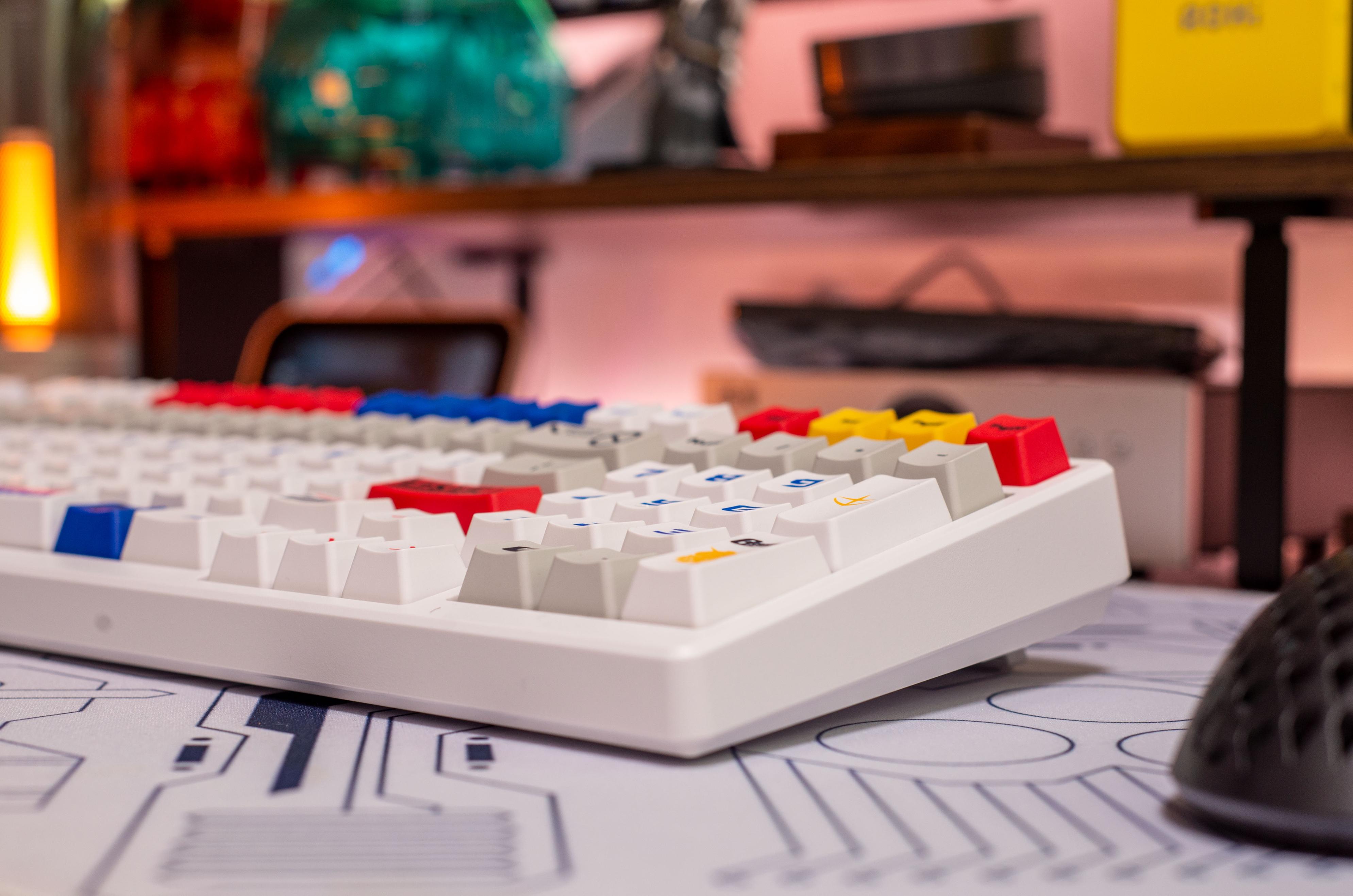 ikbc高达联名键盘值得买吗青轴,ikbc高达联名键盘87键开箱1.0版本