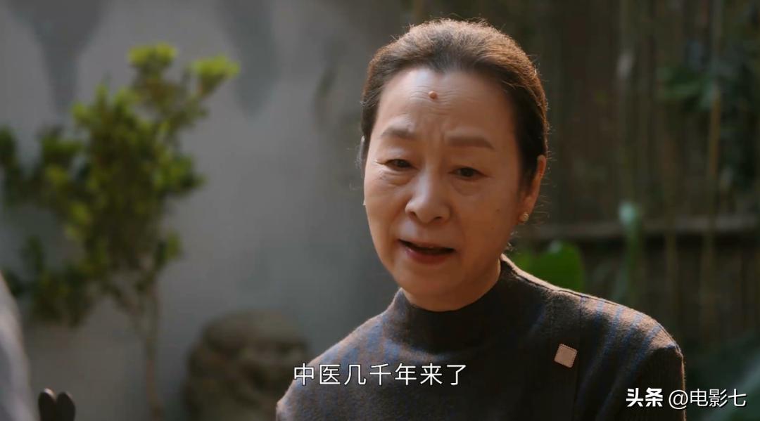 把《后浪》争议声放一放，这5位实力派一出场，演技令人赞不绝口