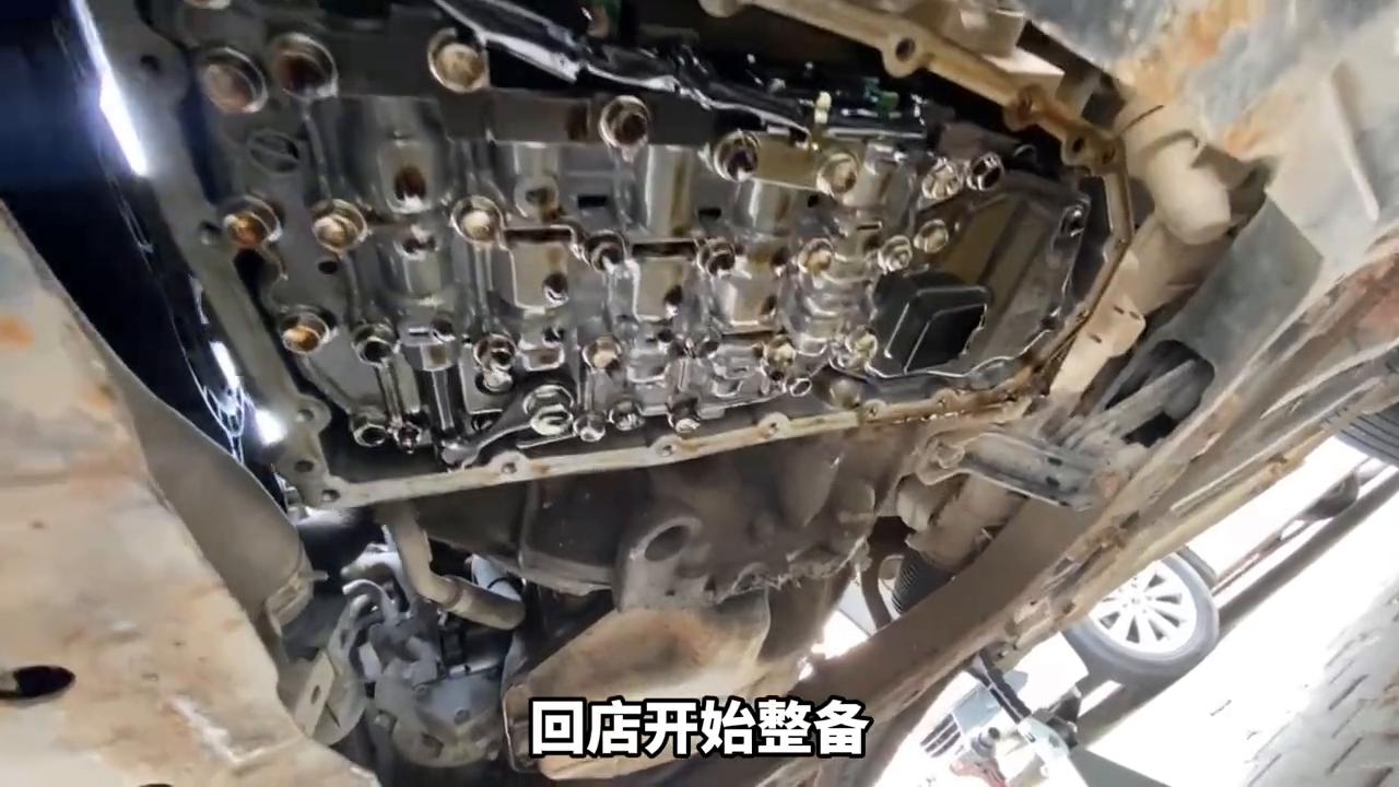 2.0的老逍客，临时过渡一下，也是个不错的选择，11年2