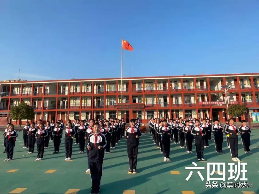 载歌载舞精彩纷呈,载歌载舞迎元宵文艺汇演展风采