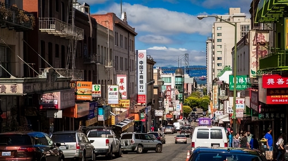 高考女生吃避孕药有副作用,高考女生需要吃抑制姨妈的药物吗