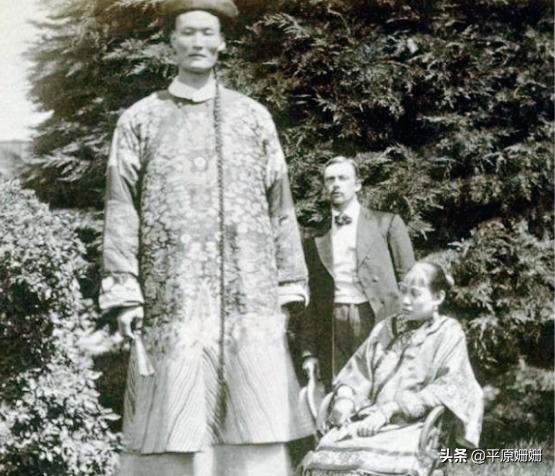 世界上巨人族存在吗,地球上出现过的神秘生物