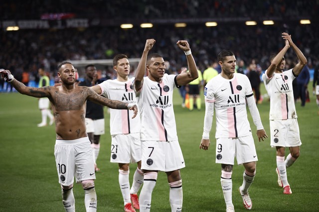 内马尔助攻姆巴佩巴黎首球,姆巴佩5粒进球