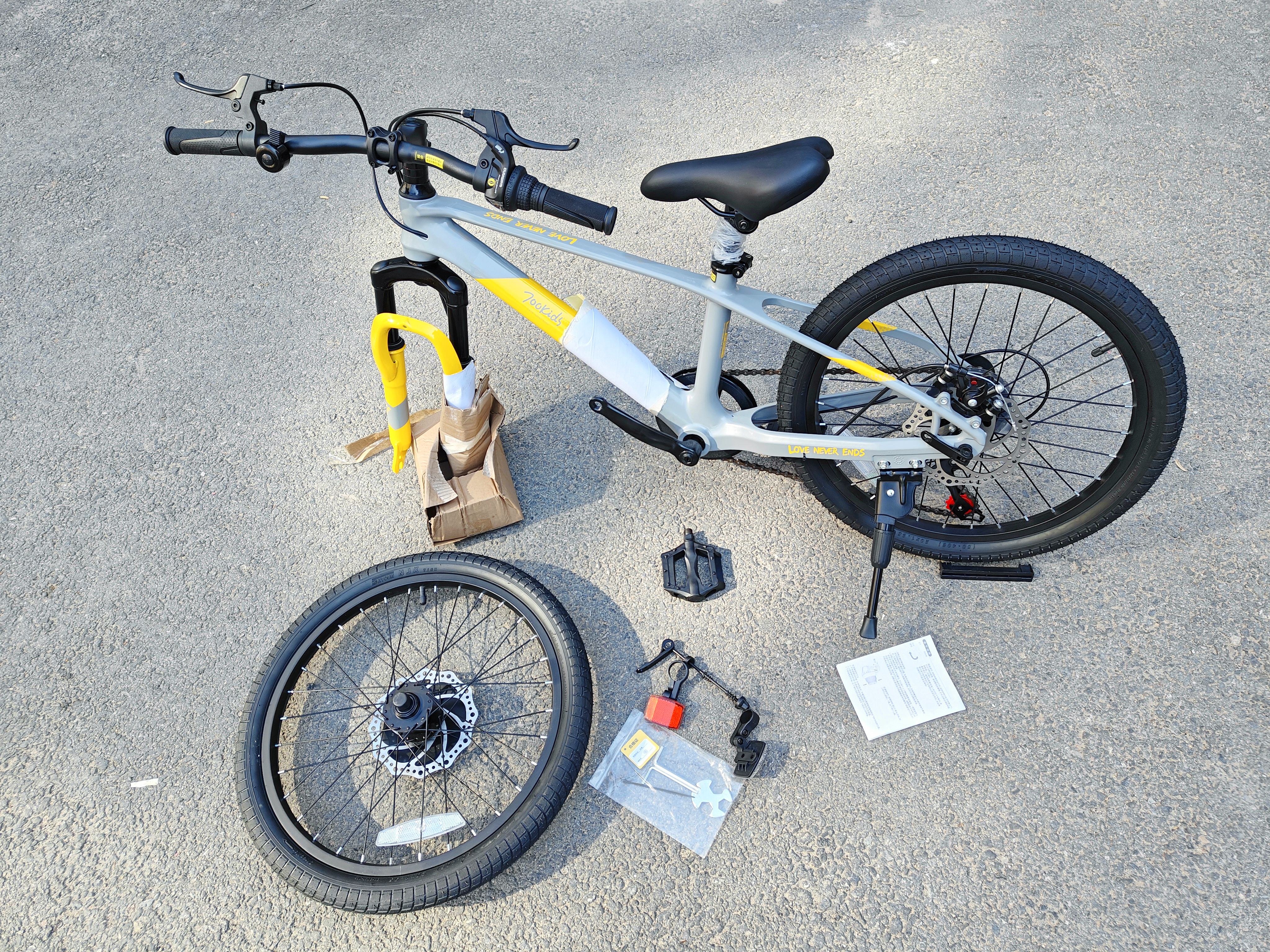 怎么样挑选一款适合儿童的自行车,儿童自行车选山地好还是选变速好