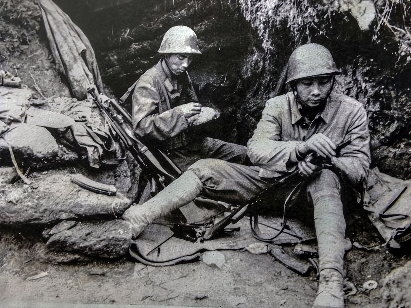 79年*世友许**用一个月击败越军，回国时满脸怒气，无人敢前去接机