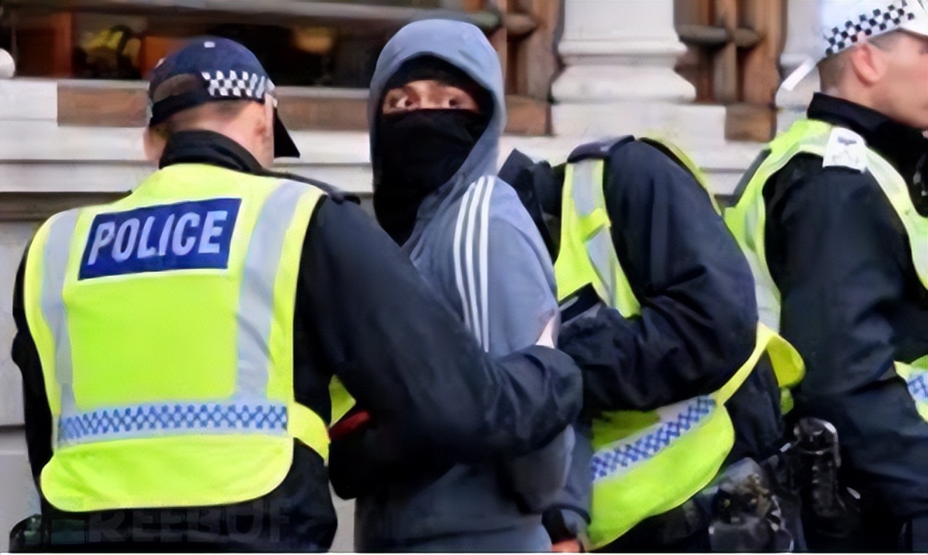 年仅16岁，入侵微软等18家跨国巨头，LAPSUS$黑客组织“狠疯狂”