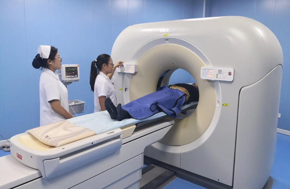 一个医学科普视频,医学科普一男一女