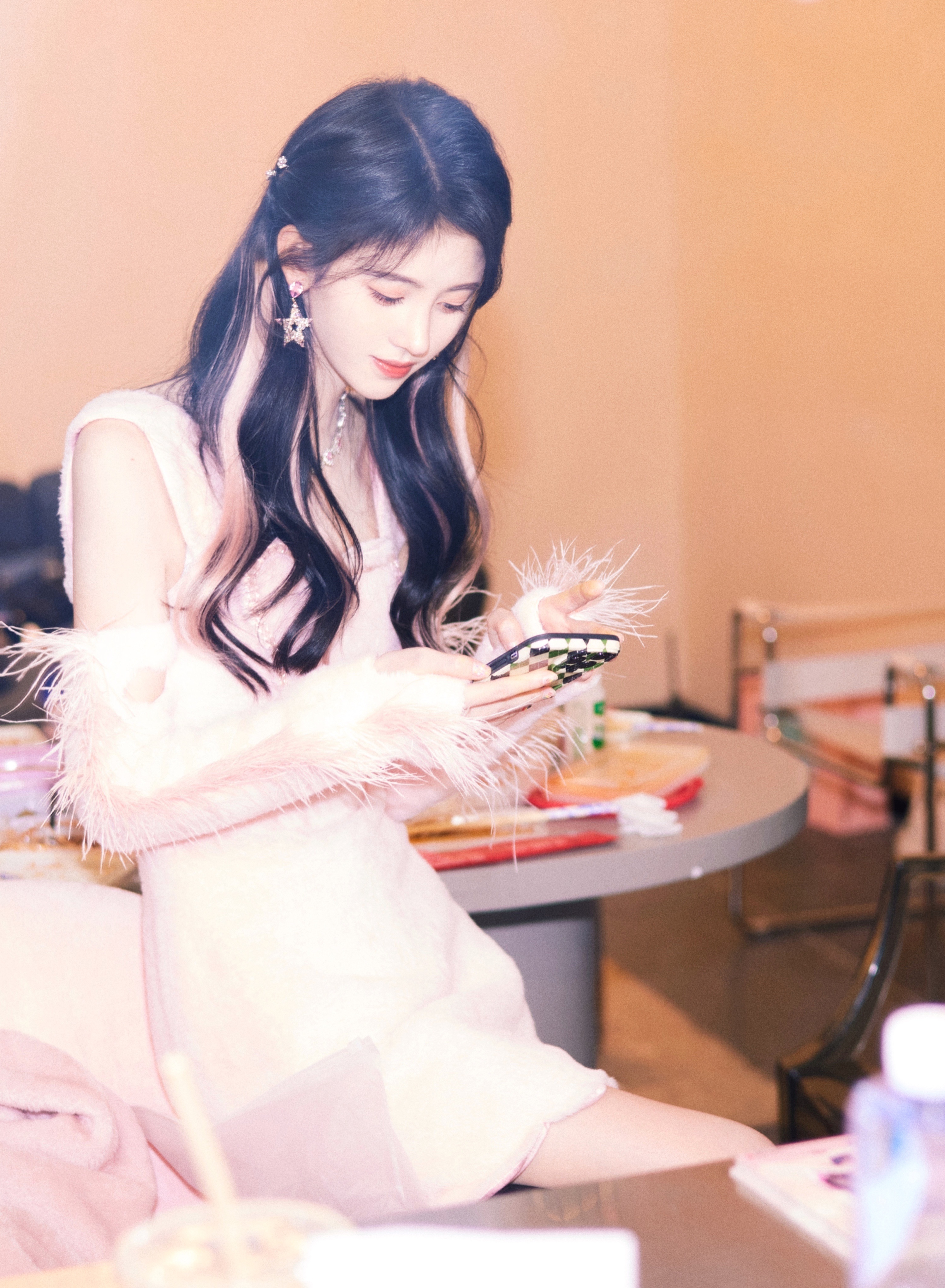 鞠婧祎身高165,身高159鞠婧祎