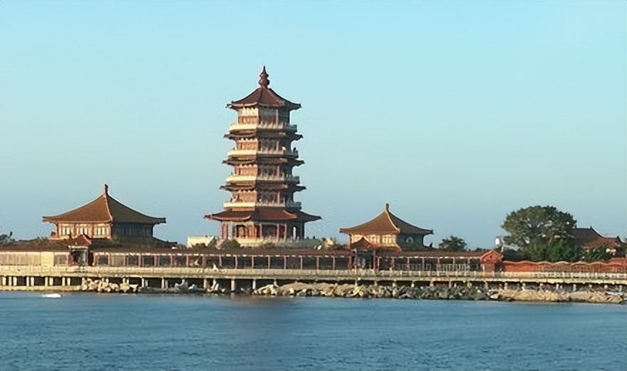 中国十大名楼一座比一座惊艳,黄鹤楼和什么楼称为三大名楼