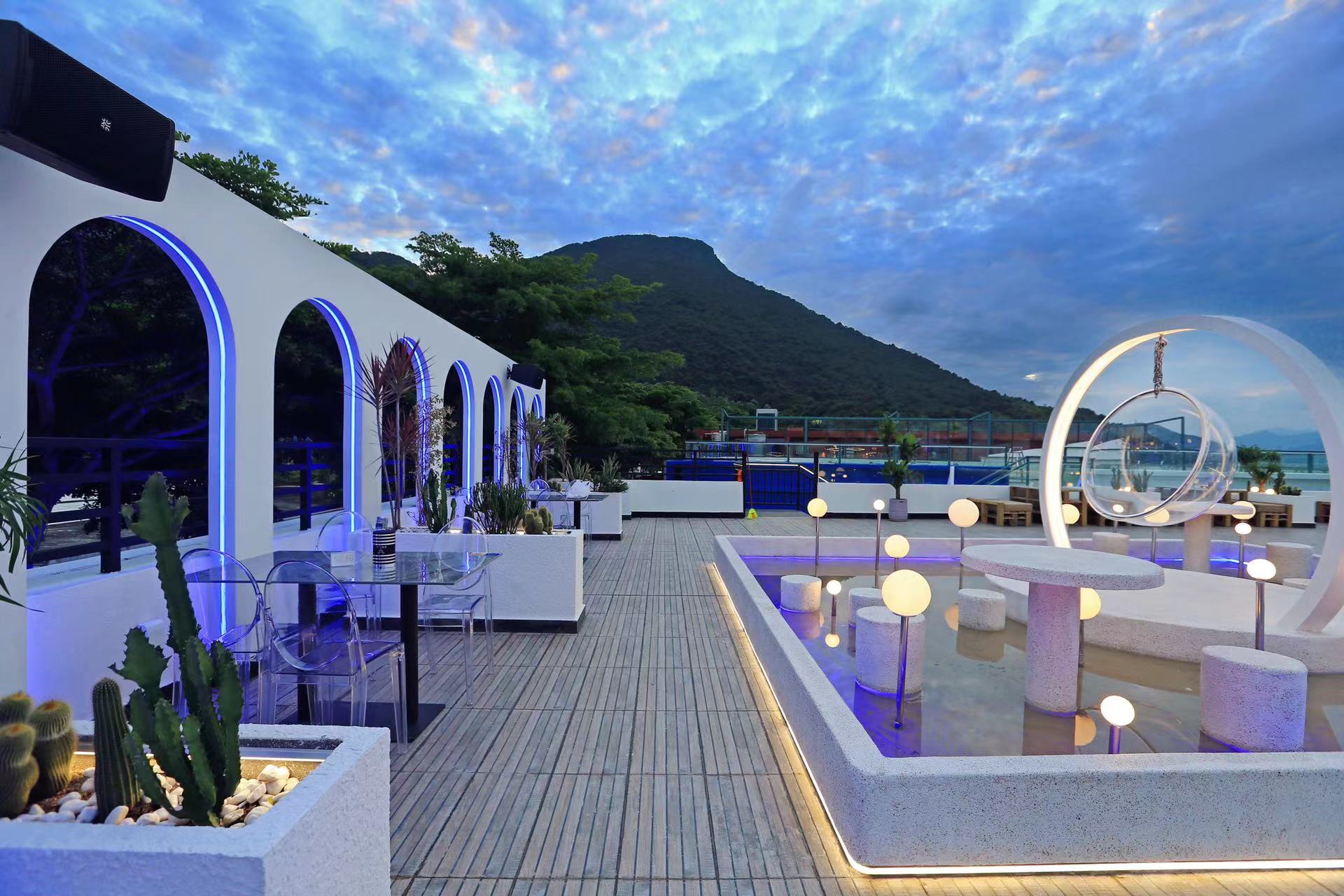 娣卞湷澶ч箯鍗婂矝娴锋櫙閰掑簵,澶ч箯鍗楁境閲戞氮娴锋櫙閰掑簵